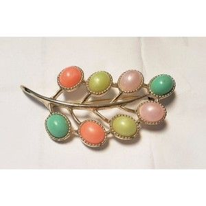 Vintage Sarah Coventry Gold tone Lucite Pastel Cabochon Brooch Pin